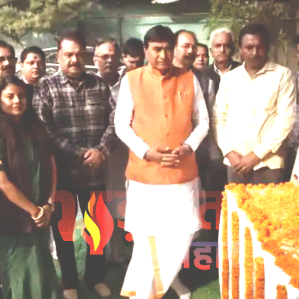 पत्रकार जयकुमार झा, अशोक सिन्हा एवं अवधेश प्रीत…