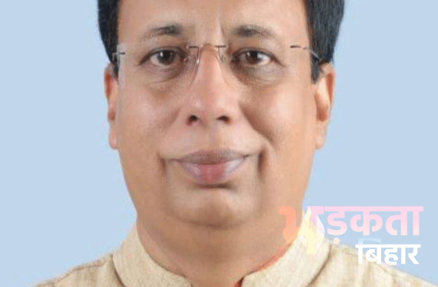 बिहार चुनाव हार पर कांग्रेस में घमासान, बीजेपी ने साधा निशाना