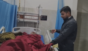 दूध लेने जा रहे अधेड़ पर अंधाधुंध फायरिंग