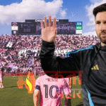 कोलकाता में लियोनेल मेसी का GOAT टूर अव्यवस्था की भेंट चढ़ा, नाराज फैंस ने की तोड़फोड़