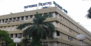 रक्सौल में आयकर विभाग की बड़ी छापेमारी