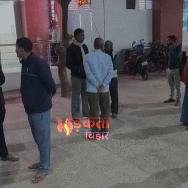 बेगूसराय में किसान की गोली मारकर हत्या, सिर&hellip;