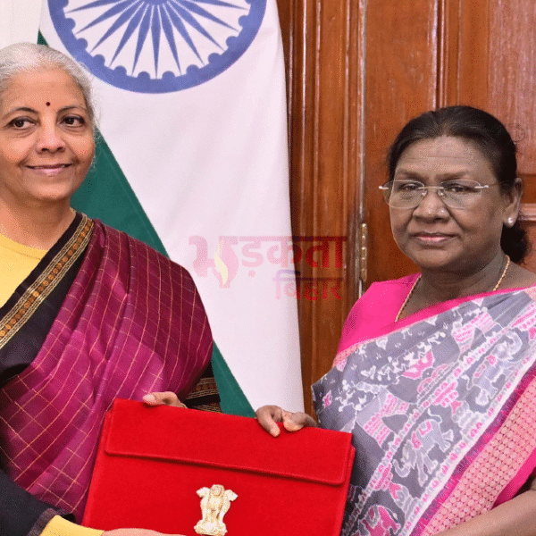 बजट 2026 से पहले राष्ट्रपति से मिलीं निर्मला&hellip;