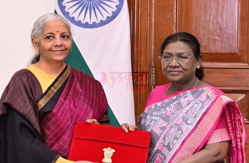 बजट 2026 से पहले राष्ट्रपति से मिलीं निर्मला&hellip;