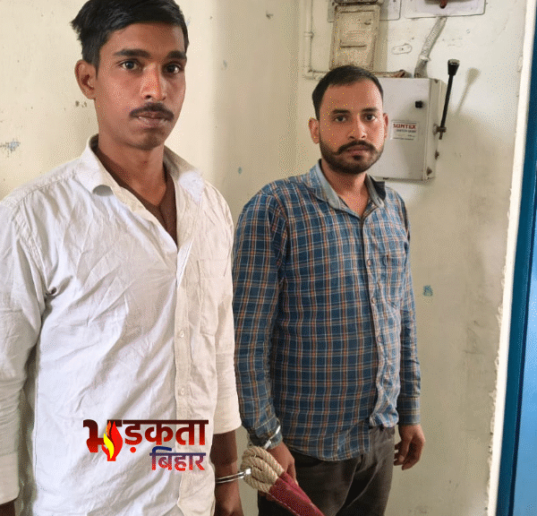 बेगूसराय में देशी कट्टा के साथ दो गिरफ्तार,&hellip;