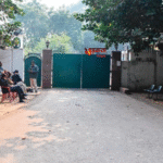 10 सर्कुलर रोड पर सियासी घमासान: फिलहाल आवास खाली नहीं करेंगे लालू-राबड़ी, नीतीश कुमार ने रोकी प्रक्रिया