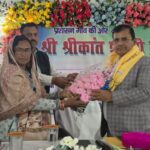 प्रशासन गांव की ओर कार्यक्रम के तहत डीएम ने किया खोदावंदपुर प्रखंड कार्यालय का निरीक्षण, जनसुनवाई में सुनीं समस्याएं