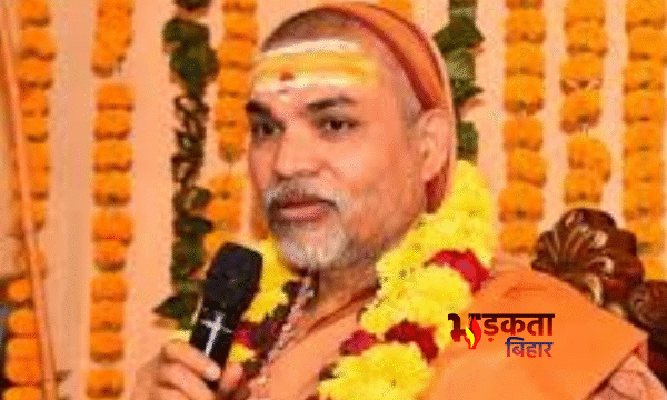 चलती ट्रेन में आशुतोष ब्रह्मचारी पर जानलेवा हमला,…