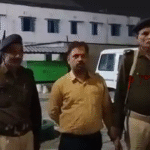 बेतिया में शिक्षा विभाग के जेई रौशन कुमार 5 लाख घूस के साथ गिरफ्तार