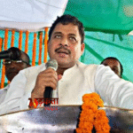 Bihar Politics: गिरिधारी यादव की सांसदी पर संकट? नोटिस के बाद भी खतरा कम क्यों