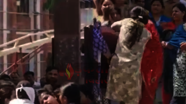 Bihar School News: मुजफ्फरपुर के स्कूल गेट पर शिक्षिकाओं और प्रबंधन में मारपीट, वीडियो वायरल