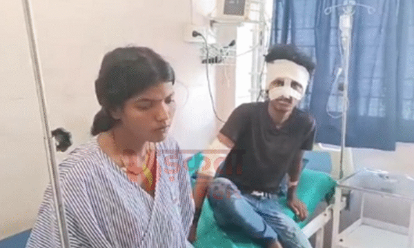 Bihar Crime: हाजीपुर में दिनदहाड़े चाकूबाजी, ई-रिक्शा रोक&hellip;