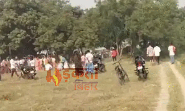 “पेड़ से लटकी मोहब्बत की लाश: प्रेमी जोड़े&hellip;