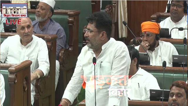 “नीतीश की पाठशाला में बने तेजस्वी यादव डिप्टी CM, अब दे रहे ज्ञान!”—राजू तिवारी का तेजस्वी पर तंज, सदन में छिड़ी सियासी जंग