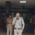 इलाज के दौरान मरीज की मौत से भड़के परिजन, अस्पताल परिसर में जमकर बवा