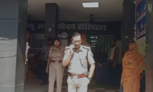 इलाज के दौरान मरीज की मौत से भड़के&hellip;