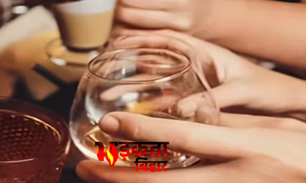 बिहार में शराबबंदी के बीच मोतिहारी होटल में&hellip;