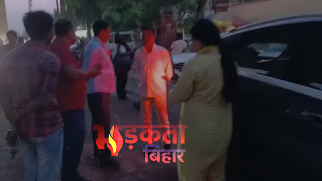बेगूसराय में ‘जीरो टॉलरेंस’ का ज़मीनी सच! महिला से चोरी, FIR कागज़ गायब — कार्रवाई भी ‘गायब’