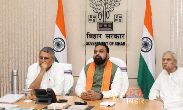 Bihar CM Meeting: राजस्व विभाग की बड़ी बैठक…