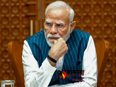 क्या ‘किफायत’ की अपील से बढ़ेगा आर्थिक संकट? युद्ध, महंगाई और गिरते रुपये के बीच क्यों बढ़ी चिंता